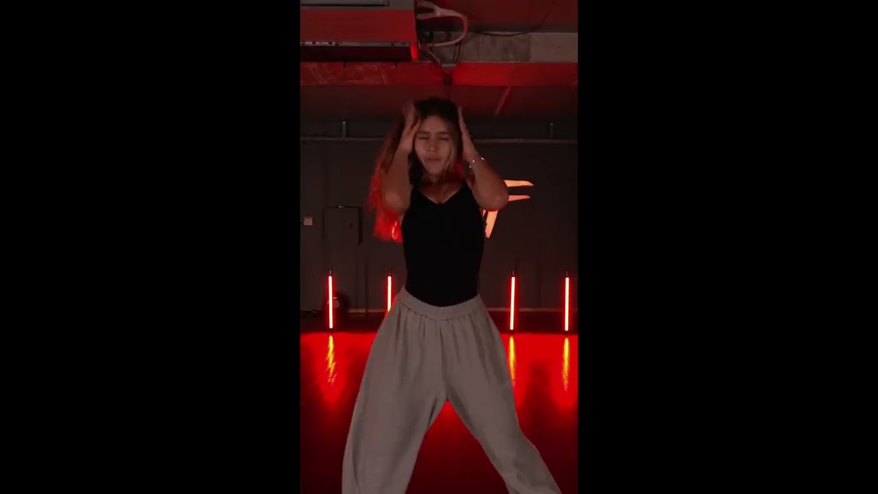Commercial Intermediate | Ch: Elef. Anastasiadou @el_anastasiadou | Eleni Foureira - Bam kai Kato