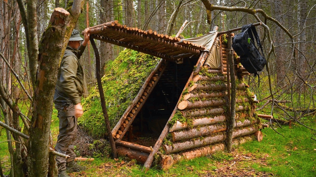 Upgrading My Forest Shelter and Baking Bread in the Wild