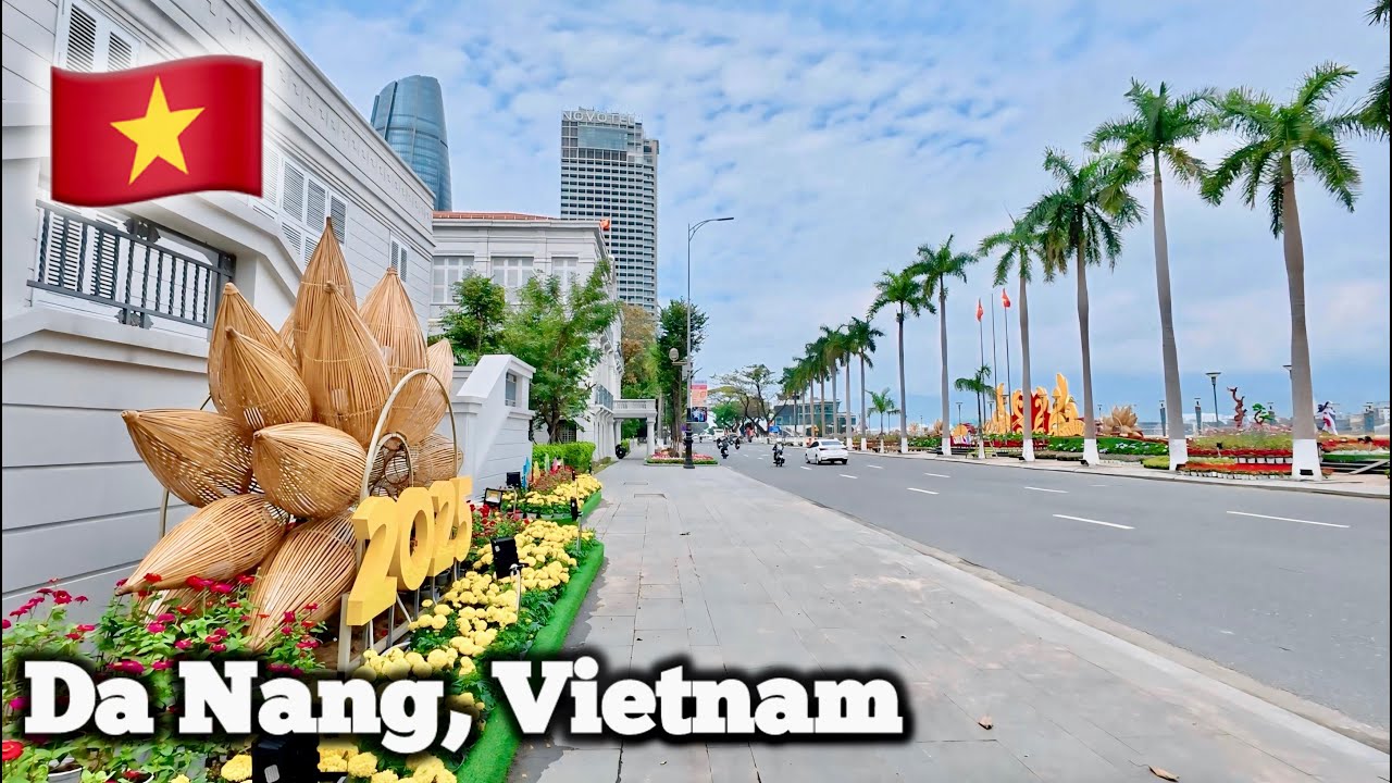 The other side of Da Nang, Vietnam | Big Brand Hotels and Ghost Town