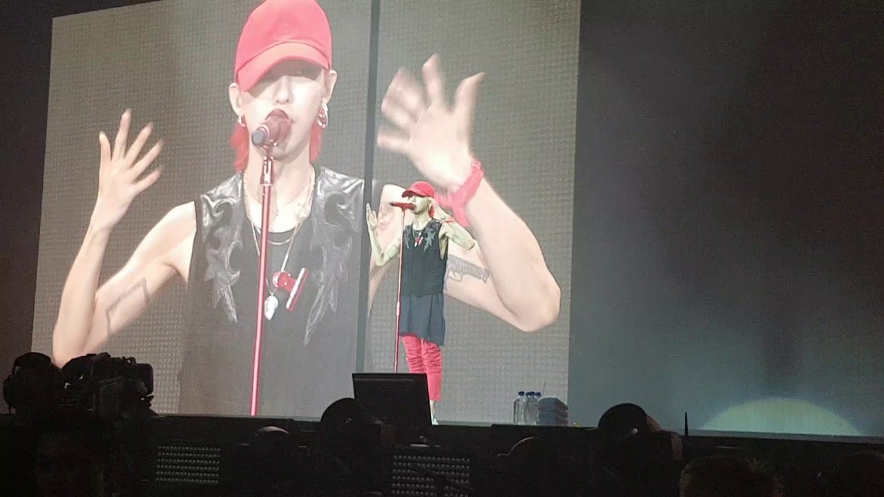 G-DRAGON - Cute Kwon Ji Yong talking - Act lll M.O.T.T.E in Berlin