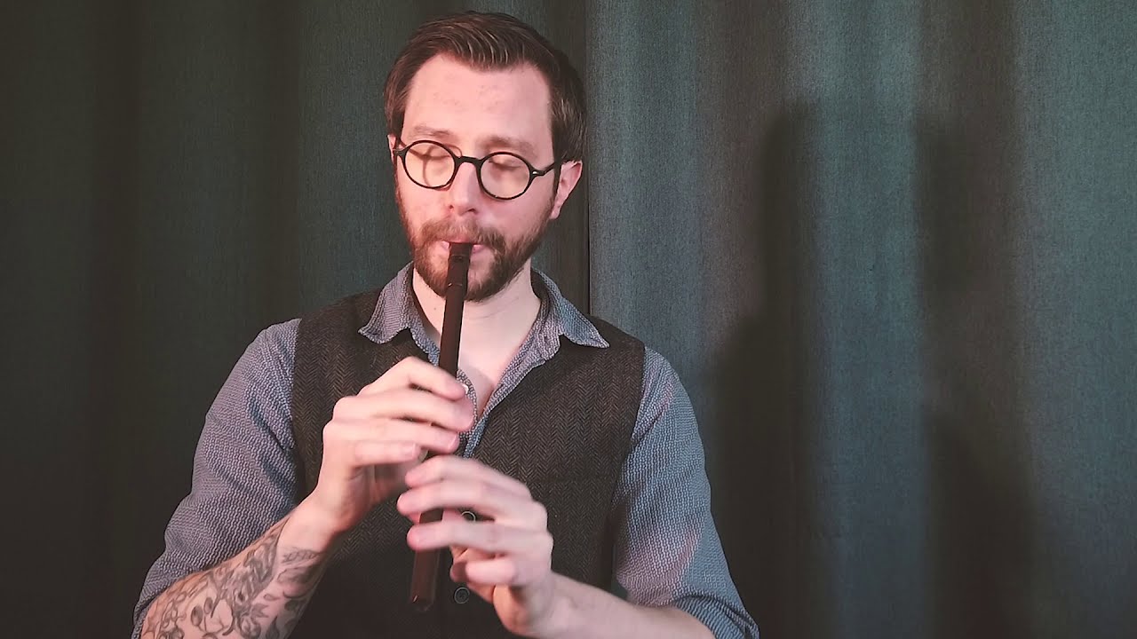 Inis Oírr (Inisheer) - Tin Whistle and Guitar