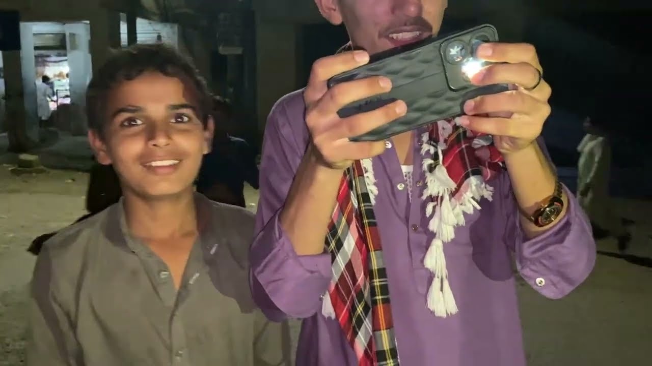 Amara new video new funny vlog for you veril video funny videos for me Karachi walo kha par ho for a