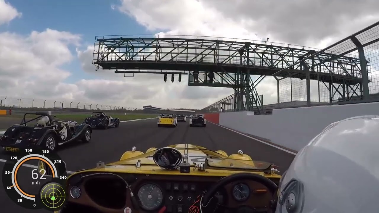 2017-04-23 - Silverstone - Race - Race start