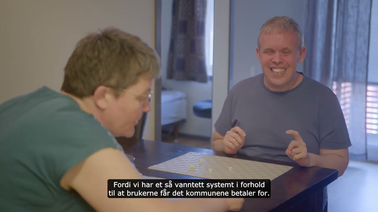 Hønen gård bo- og mestringssenter - et sted å lande (Tekst  og synstolkning)