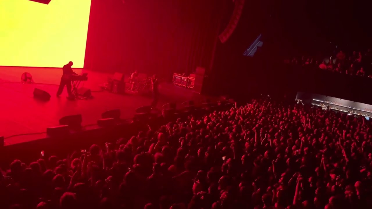 Death Grips - Hacker (Live at Mission Ballroom)