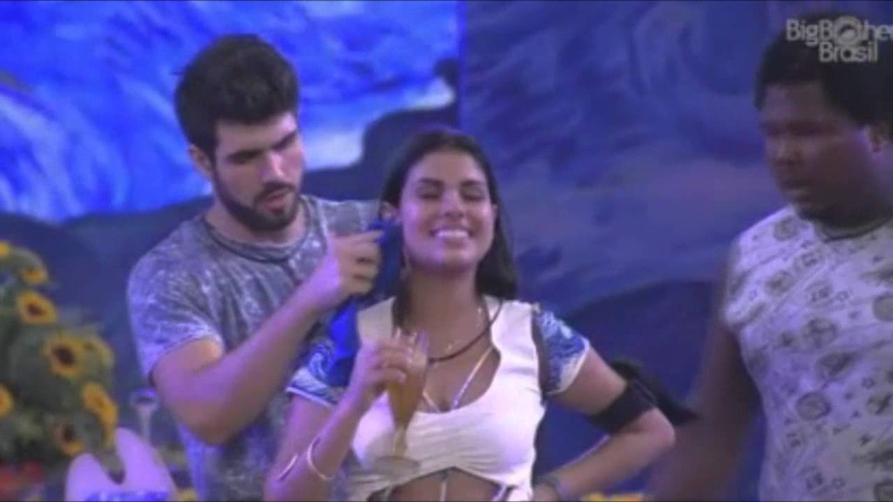 Munik + Laham  | Foi Deus