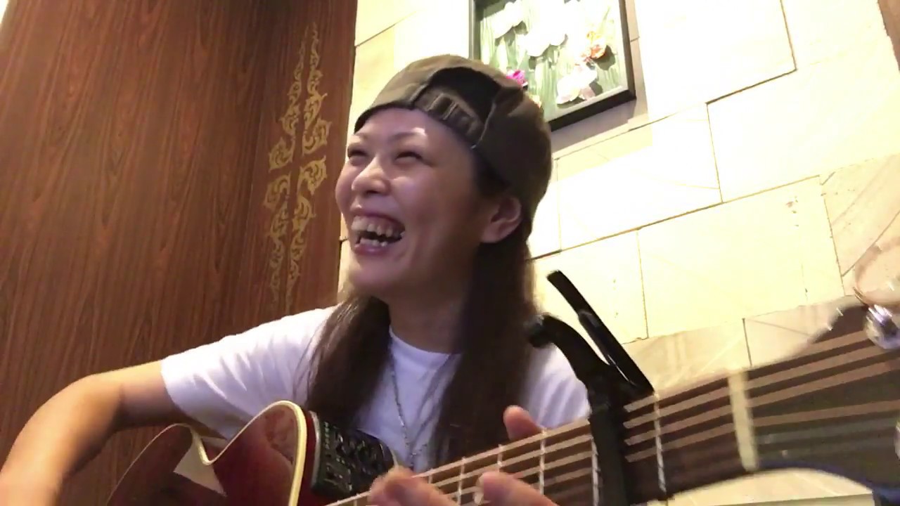 突然  FIELD OF VIEW  song by 鳴海彩子