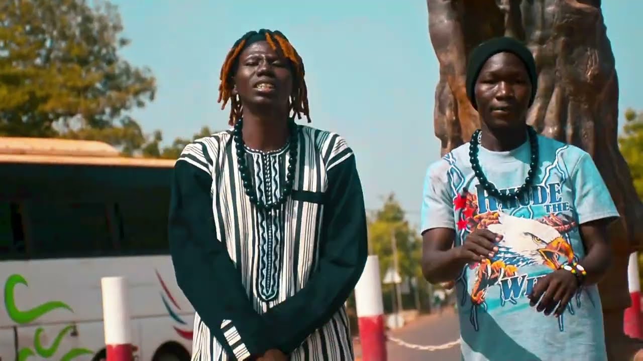 FIRST GANG_-_ZU-SOABA (Visualiser) 