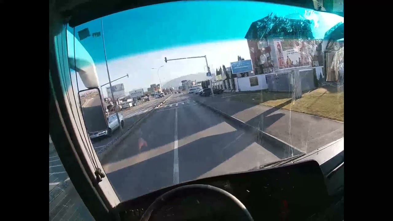 MERCEDES O404-10 POV BUS CITY DRIVE