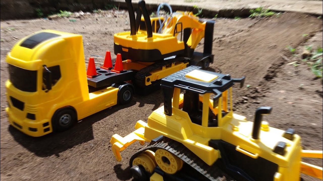 🚧OPERAÇÃO DE RECUPERAÇÃO DE ESTRADAS🚧 MINIATURAS DE OBRAS-PARTE 2 #escavadeira #motoniveladora