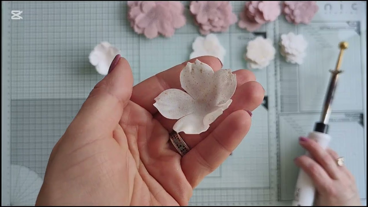 Kwiaty z materiału/Kwiaty z bawełny/Fabric flowers/tutorial #fabricflowertutorial  #fabricflowers