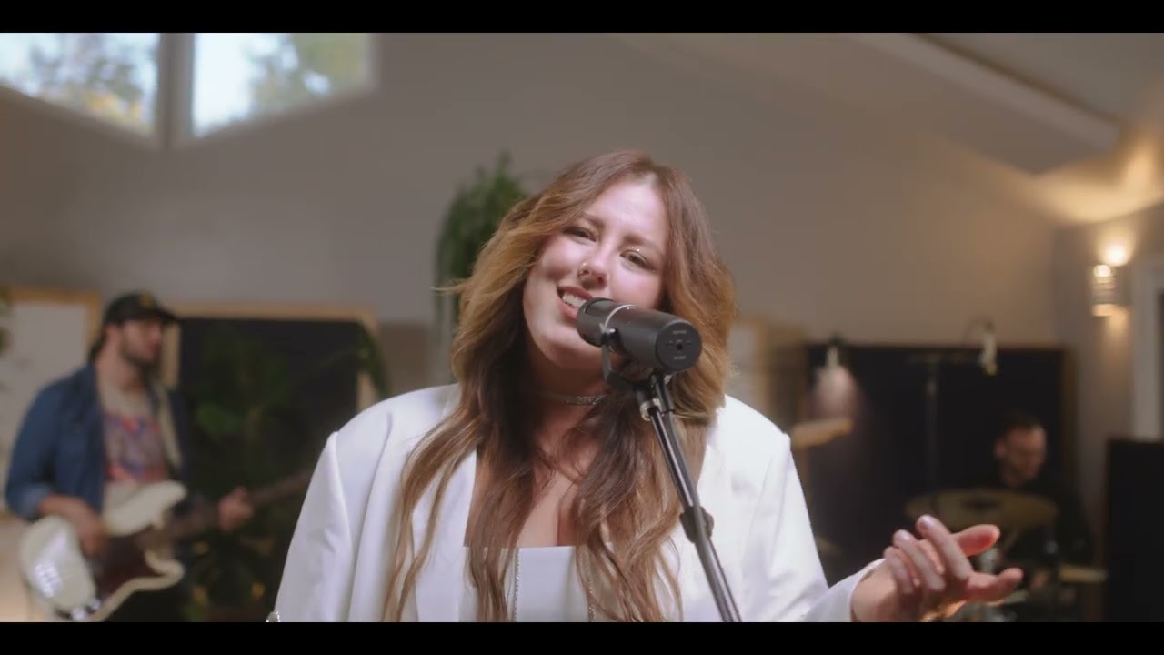 Theresa Gorella-Son of Preacher Man Cover (Live at Treehouse Productions)