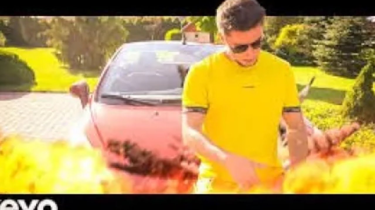 REAKCJA NA PIOSENKE ZOO RAFAELLOX (dis na youtuber&oacute;w)