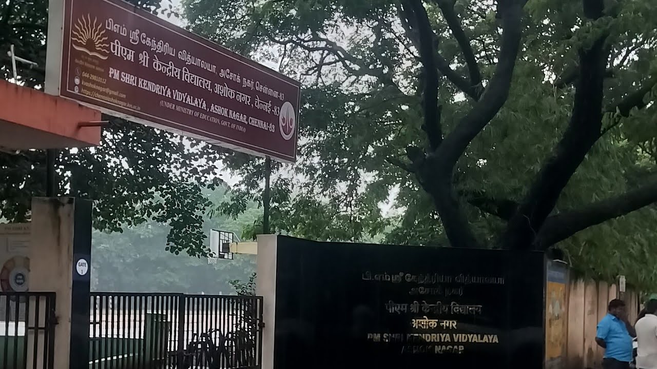 ID-2148, Vip Location property in Ashok Nagar. 