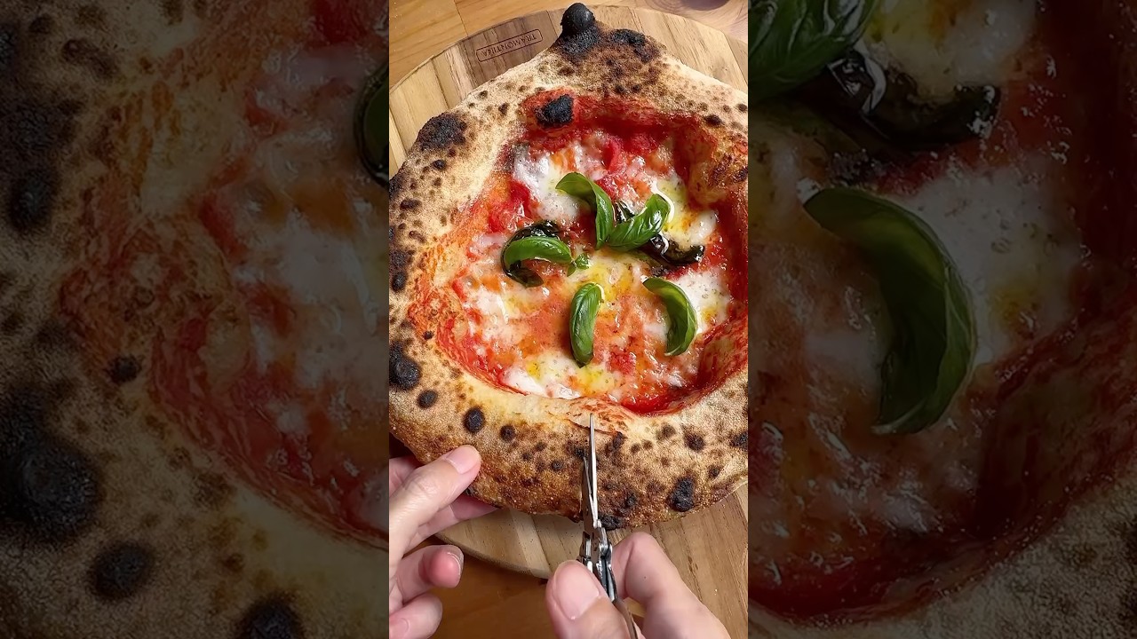 Sourdough Neapolitan Pizza #sourdough#pizza#bread#recipe#shorts#neapolitanpizza#tutorial#homemade