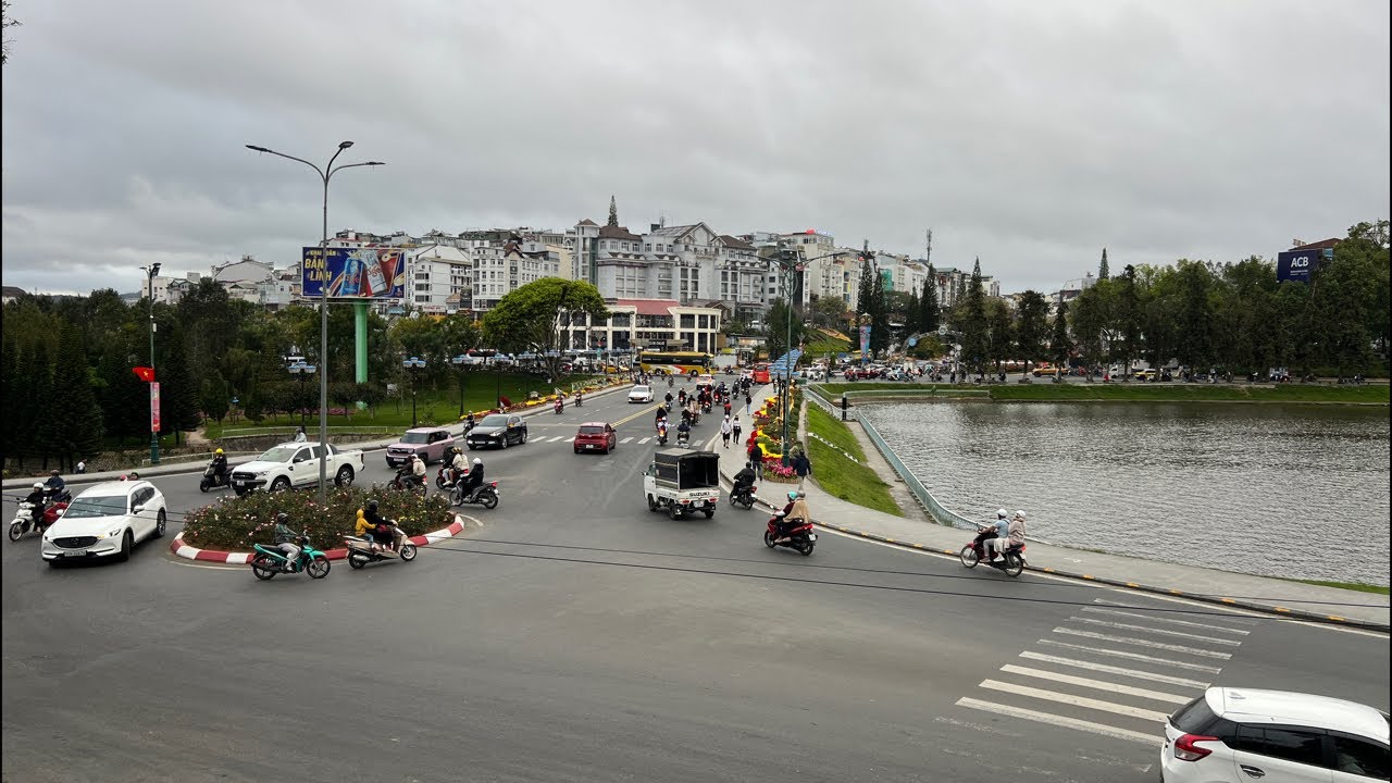 Hồ Xuân Hương, Đà Lạt