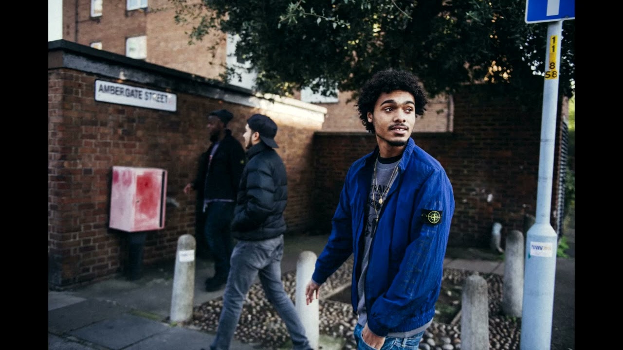 Jesse James Solomon - Trashy (Feat. Crave Moore)