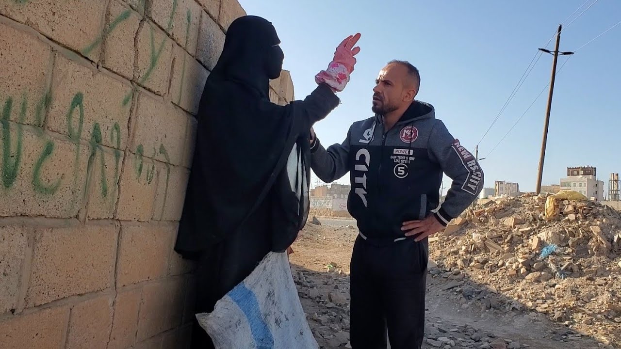 حصلنا راعية غنم بعد الفجر ترعى للناس بمقابل مادي l حكايتهامؤلمة