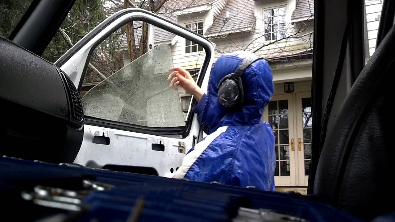 2000 Dodge 2500 Van - Part 1 - Window Glass Replacement