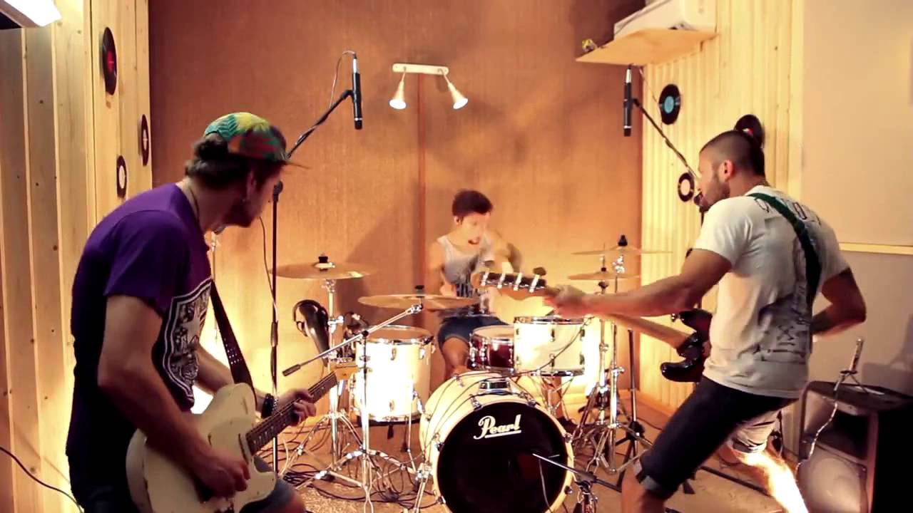 Underoath 'Writing on the walls' cover by S. Chetverikov, I. Mihalchenkov and V. Chikvinidze