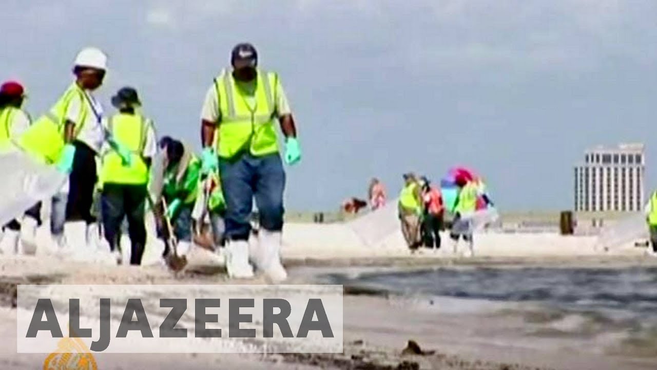 US makes first arrest in BP oil spill case