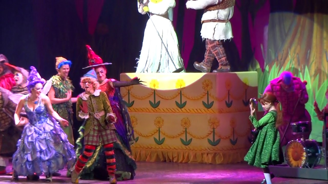 Abigail End Of Shrek National Tour In Shanghai