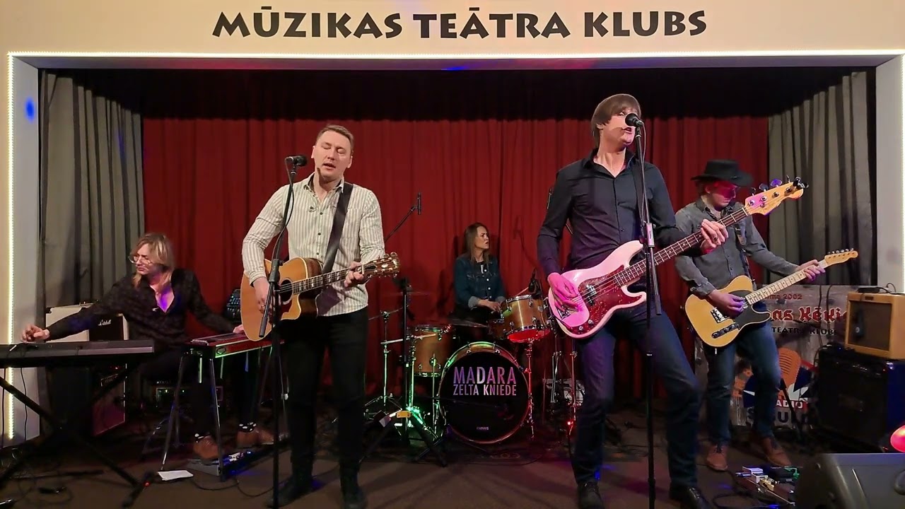 Zelta Kniede - Tālumā