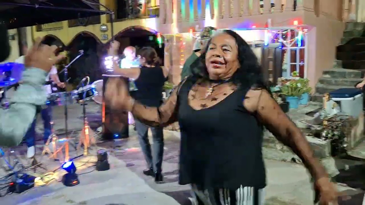 Montero y La novia del pescador😘❤️💃🏿🙏🏿🦋☺️🎵