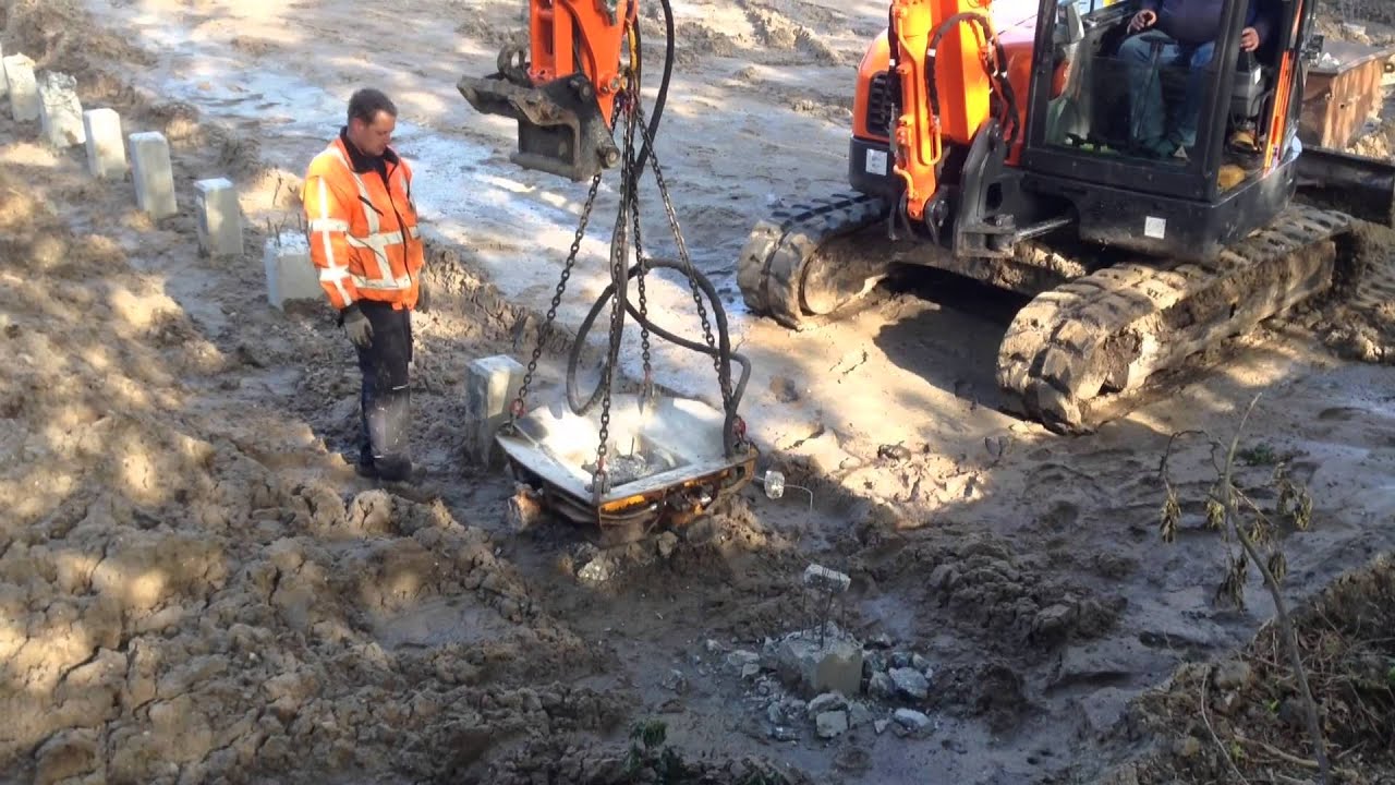 Overzicht sloop oude schuur en bouw nieuwe schuur Harrysfarm 2014