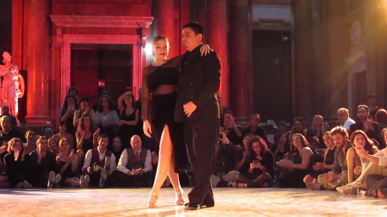 C Espinoza & N Hurtado Genova 2019 Last Performance Together  Turn Up www.reginatangoshoes.com