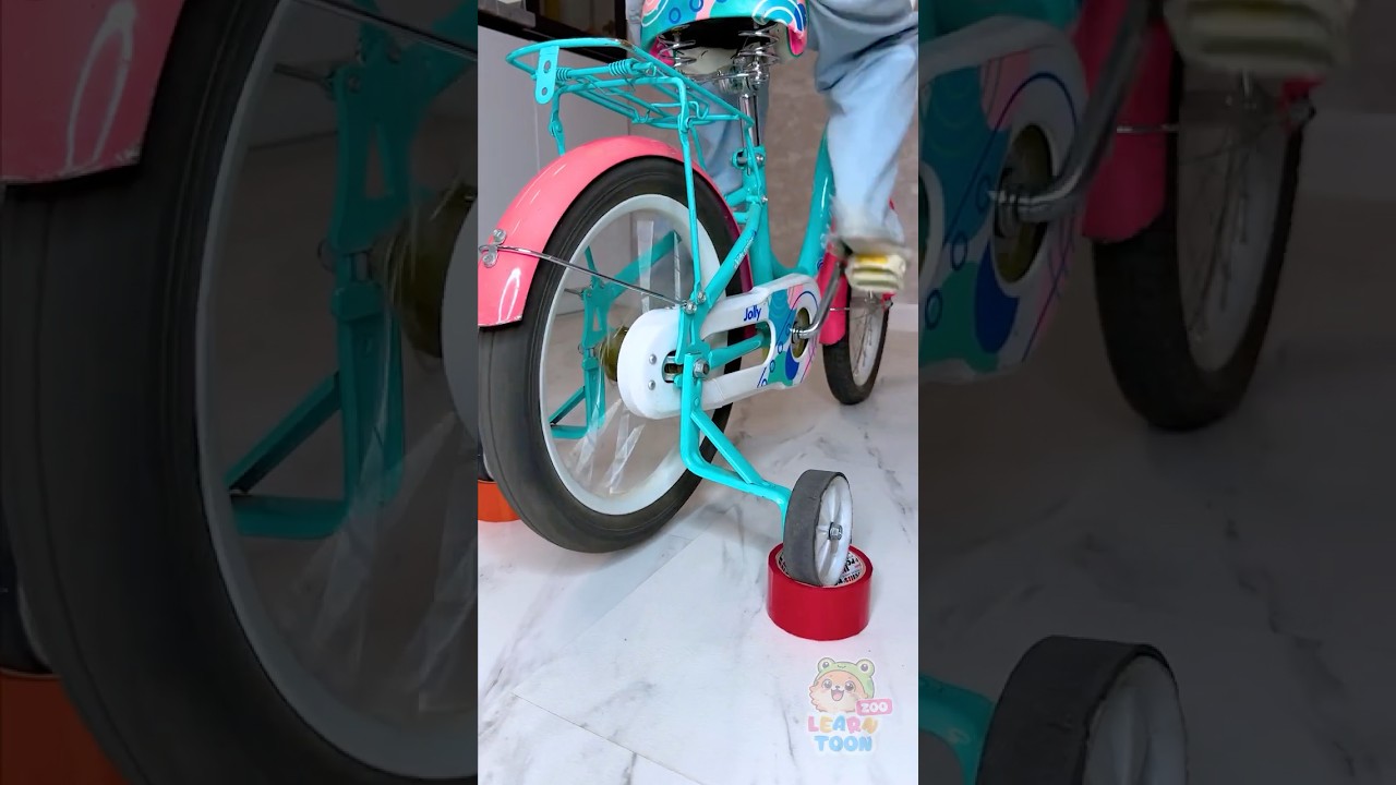 Smart lesson for Kids: riding a bike at home 🚲☺️