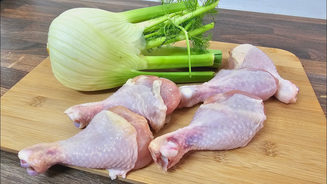 Этот рецепт делает всех здоровее! Тушеная курица с фенхелем и овощами!