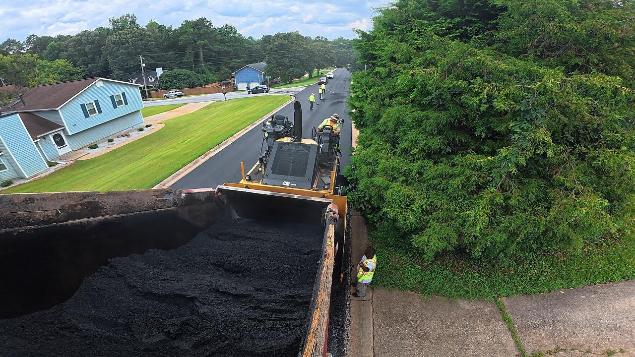 Laying Down 2 loads of Hot Rock in Snellville, GA | Dump Truck ASMR | CAT Jake Brake