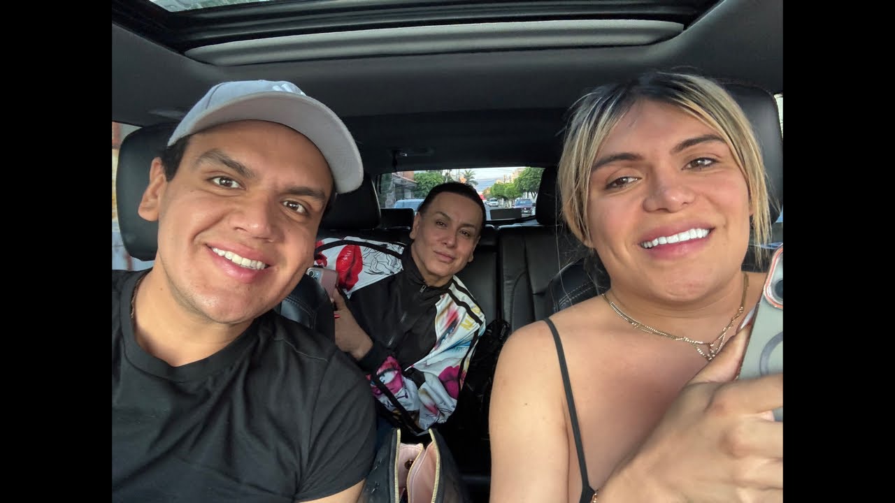 Ya despertamos vamos a despedir a la abuelita Ricky Lips