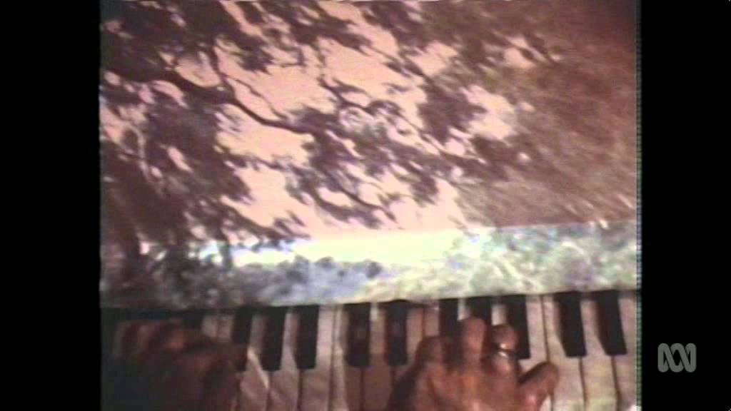 The Moffs - The Traveller (1987)