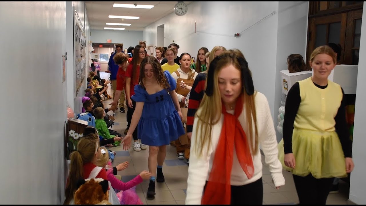 Attica Elementary School: Senior Costume Parade