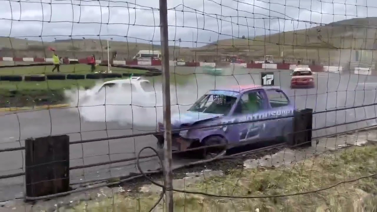 BUXTON RACEWAY junior rods heat 2 red flag 26th march