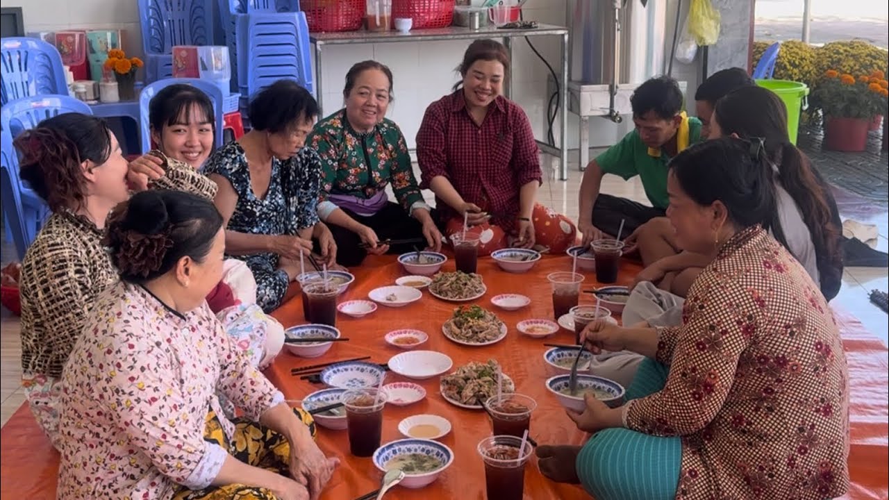 Quá Vui Mừng Quán Cháo Vịt Ngày Đầu Tiên Khai Trương Được Chị Quân Và Chị Phương Ủng Hộ Đơn Hàng Lớn