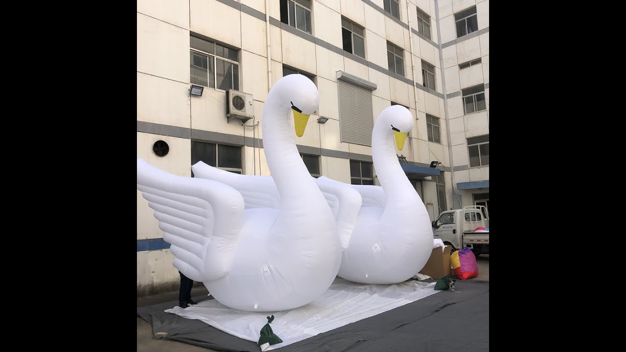 Advertising Giant Inflatable white swan