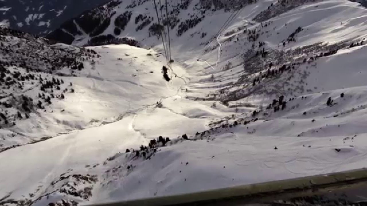 150er Tux descent (ski gondola in Mayrhofen, Austria)