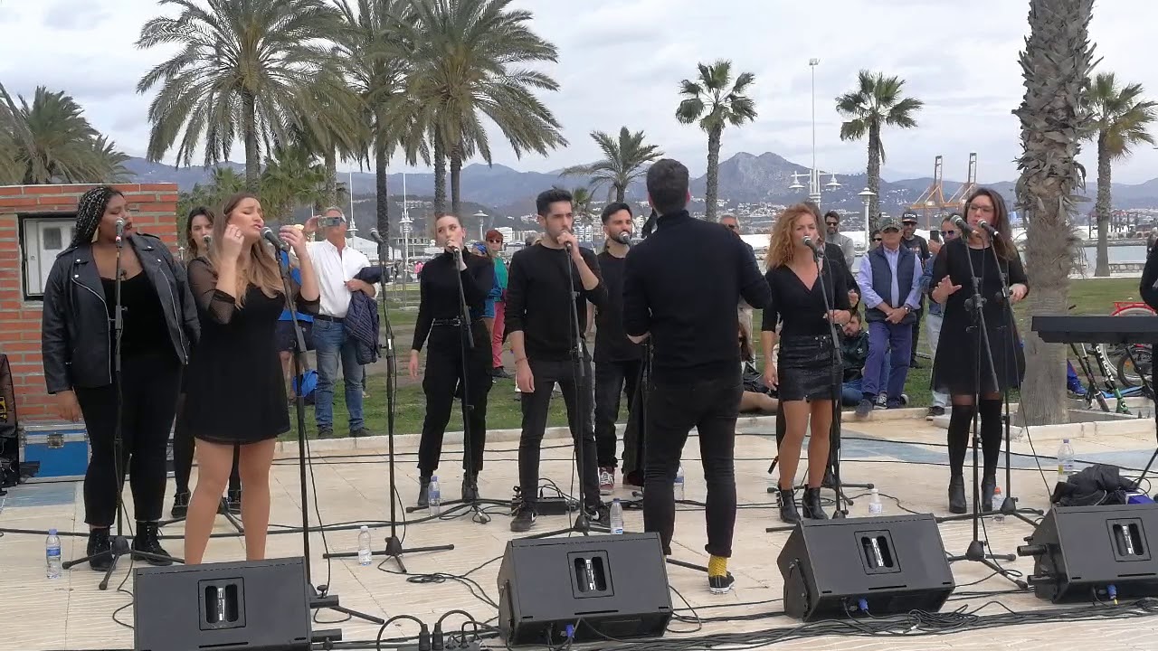 Me quedo contigo. LAURA León Sanchez. Coro Gospel it