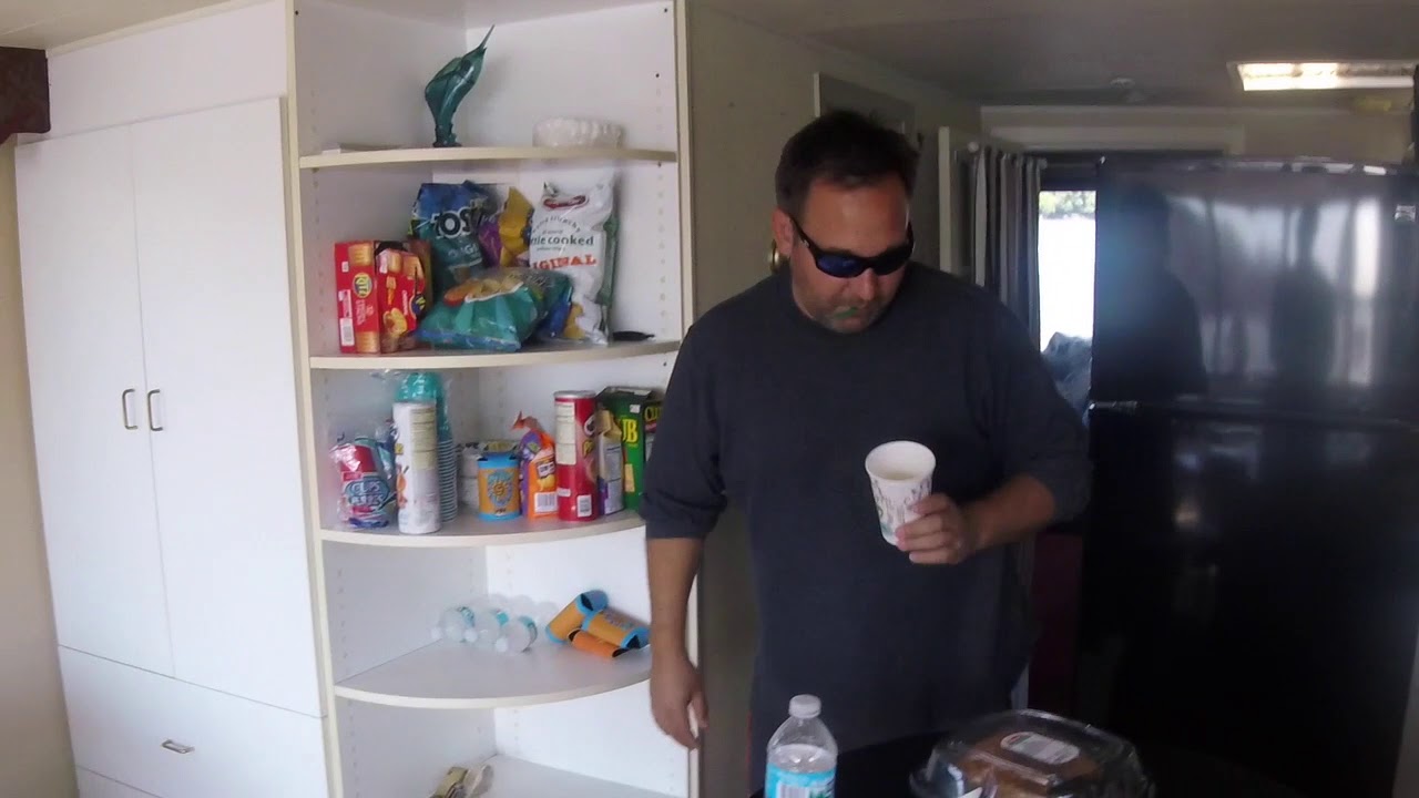 Houseboating St. Louis to Peoria, IL - 04