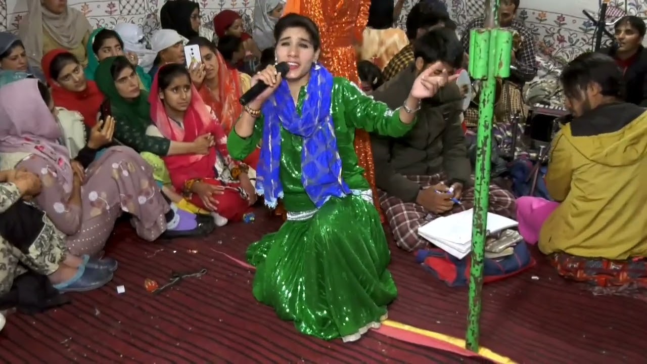 Hena begam super hit song..chulma roshit