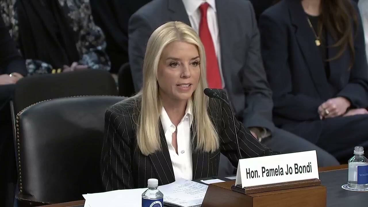 Pam Bondi Shreds Senator Sheldon Whitehouse&rsquo;s Questions During Confirmation Hearing