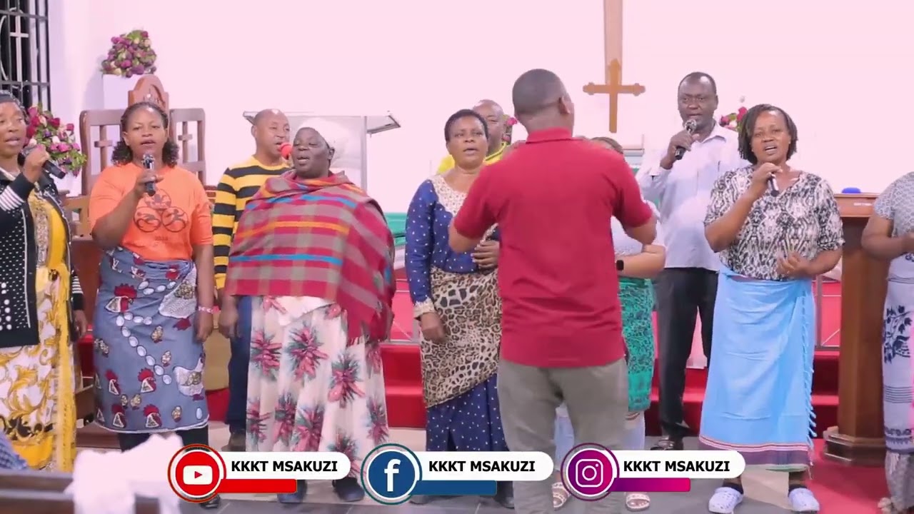 KWAYA YA HOSIANA KATIKA UBORA WAO WA KUIMBA NA KUMSIFU MUNGU.