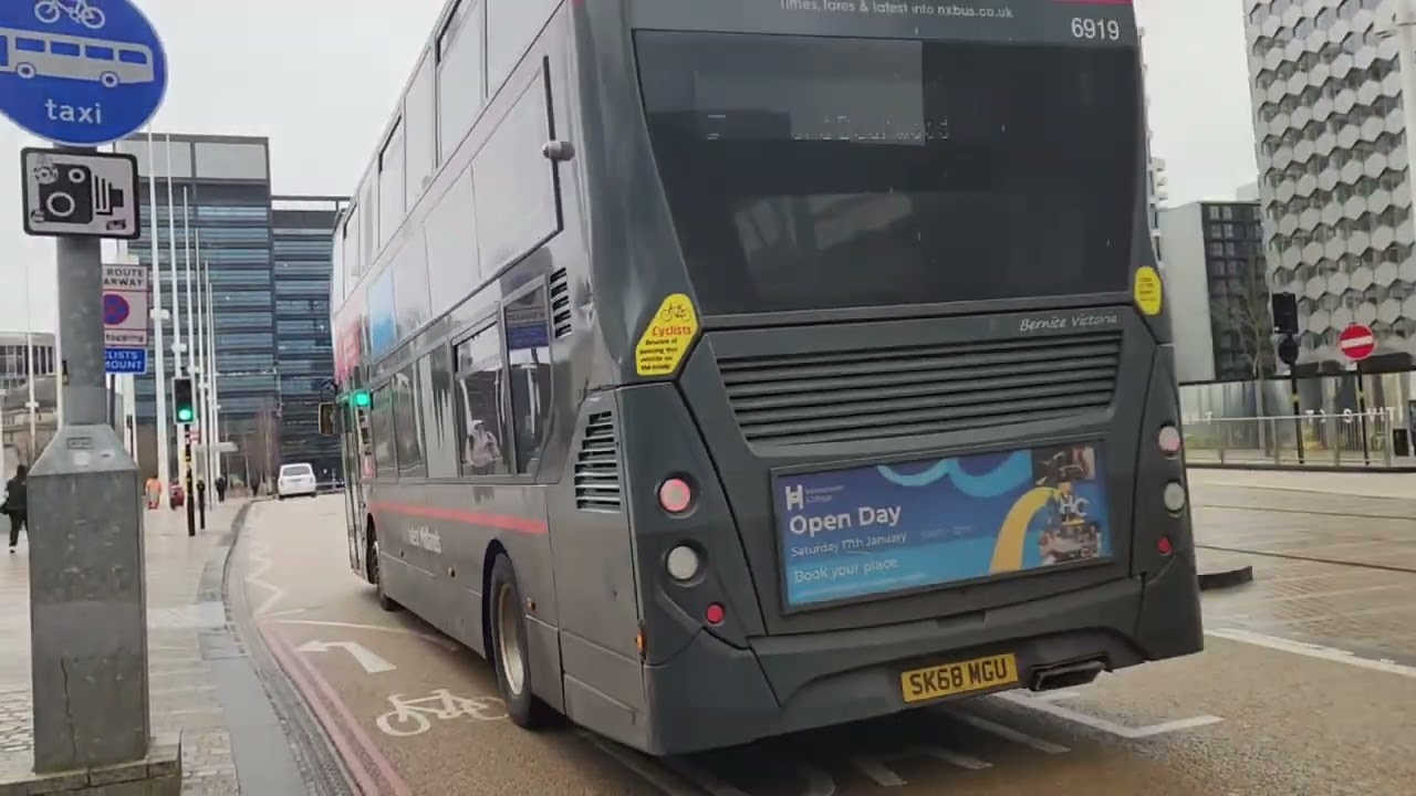 Buses at Birmingham centenary square  