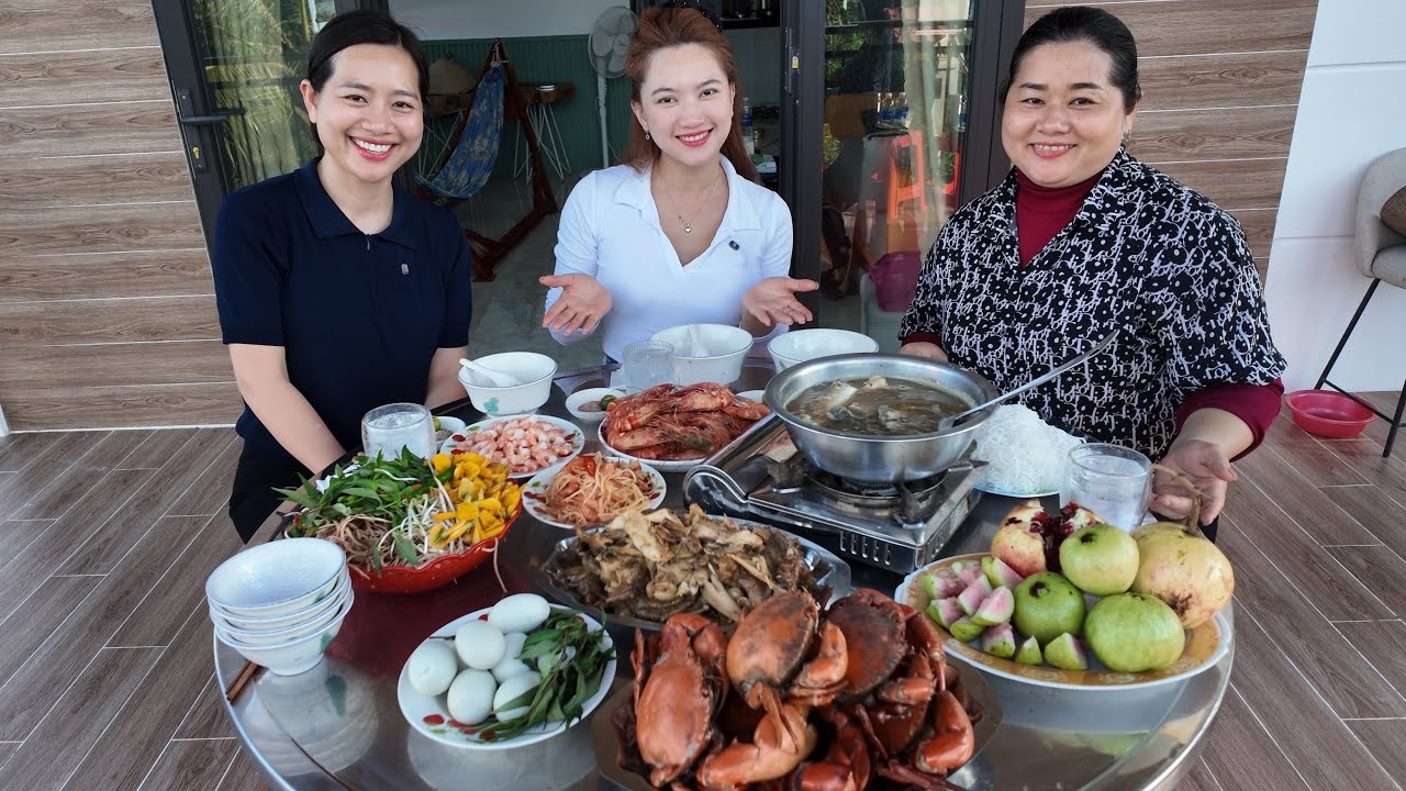 Госпожа Ань Куа угостила меня блюдами из натуральных продуктов региона Камау.