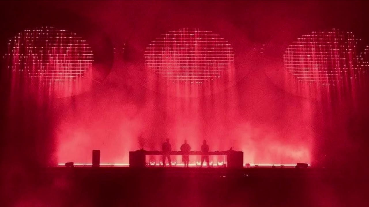 Swedish House Mafia - Redlight (slowed down)