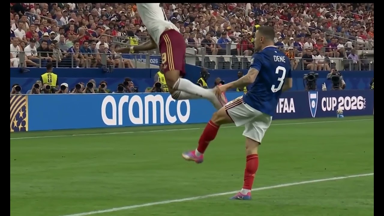 Digne kicks Lamine Yamal - World cup semifinals 2026 France Spain - penalty
