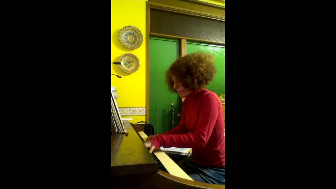 M&aacute;s all&aacute; del rencor,de las l&aacute;grimas y el dolor.(Gloria Estefan)by Pilar Mud